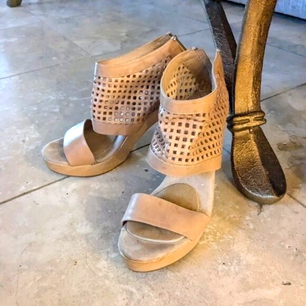 LOEFFLER RANDAL Wooden Platform Sandals 9.5